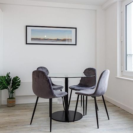 Contemporary 2 Bedroom Duplex In Salford Манчестер Экстерьер фото